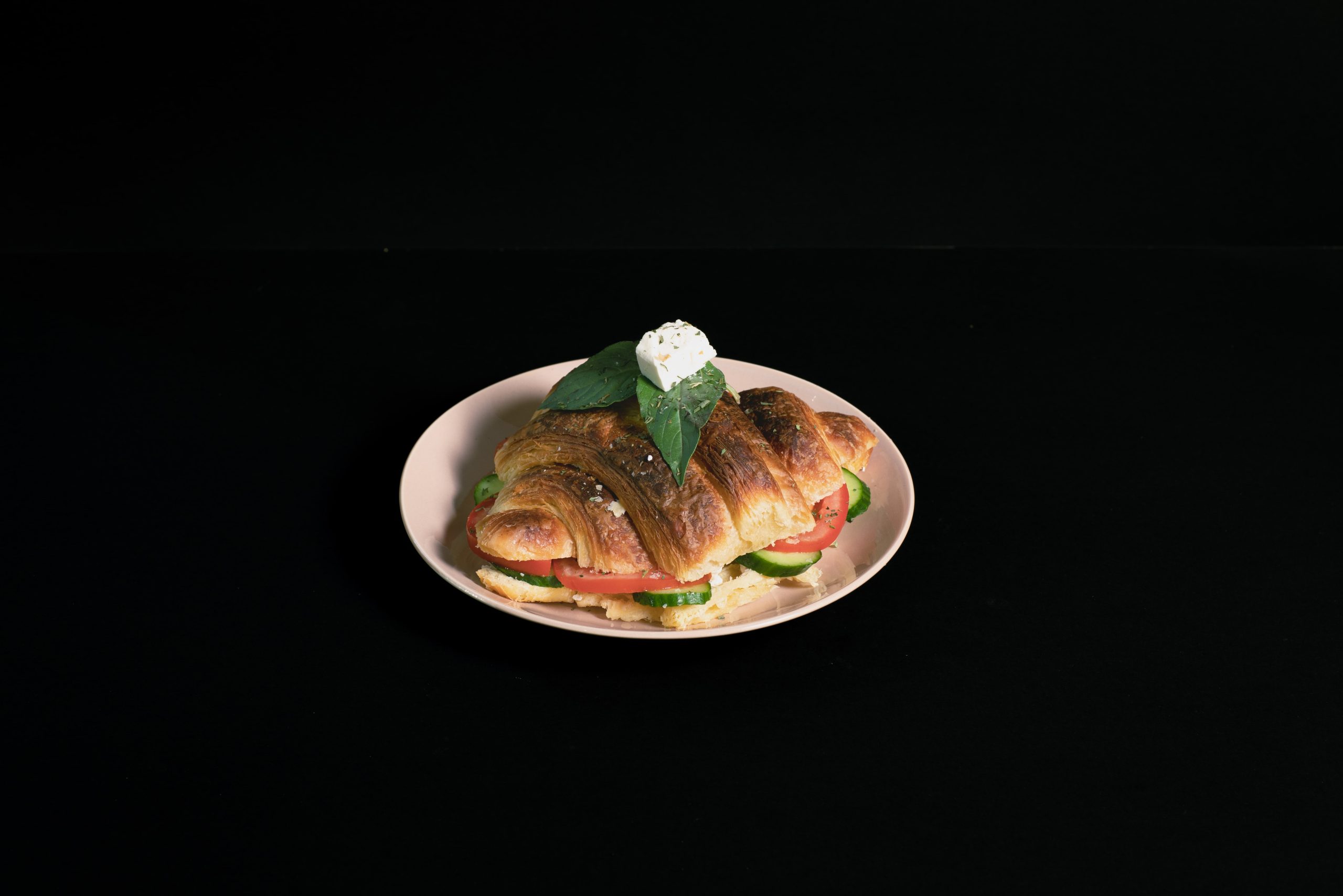 کروسان گوجه خیار