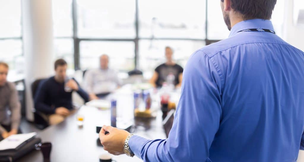 خدماتی که به رشد نوآوری کمک می‌کنند